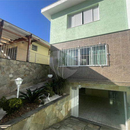 Sobrado à venda com 3 quartos em Vila Gustavo, São Paulo, SP