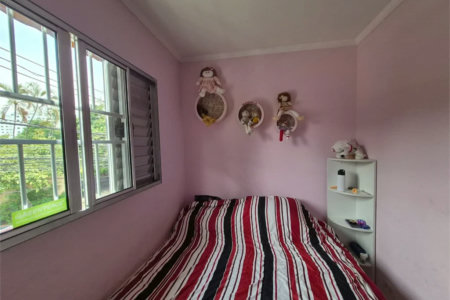 Casa à venda com 4 quartos, sendo 1 suíte,  no condomínio Residencial Alto da Lapa II, São Paulo - SP