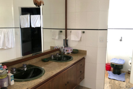 Casa à venda com 3 suítes em Fazenda Morumbi, São Paulo, SP