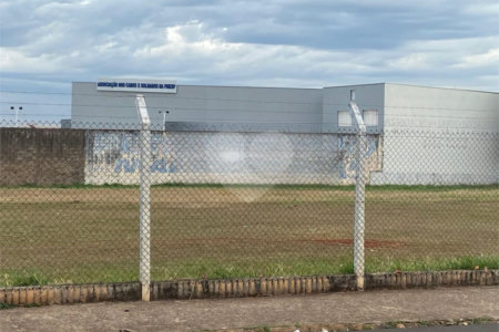 Terreno à venda em Vila Xavier (vila Xavier), Araraquara, SP