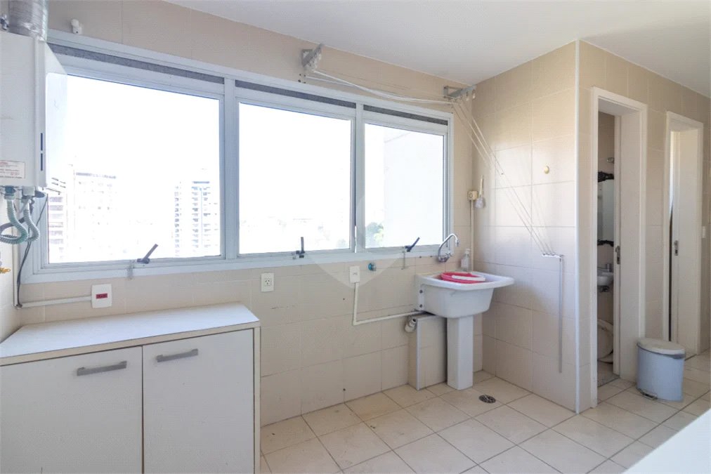 Vila Andrade / Jardim Sul - 4 dormitórios | 2 suítes | 3 vagas | depósito