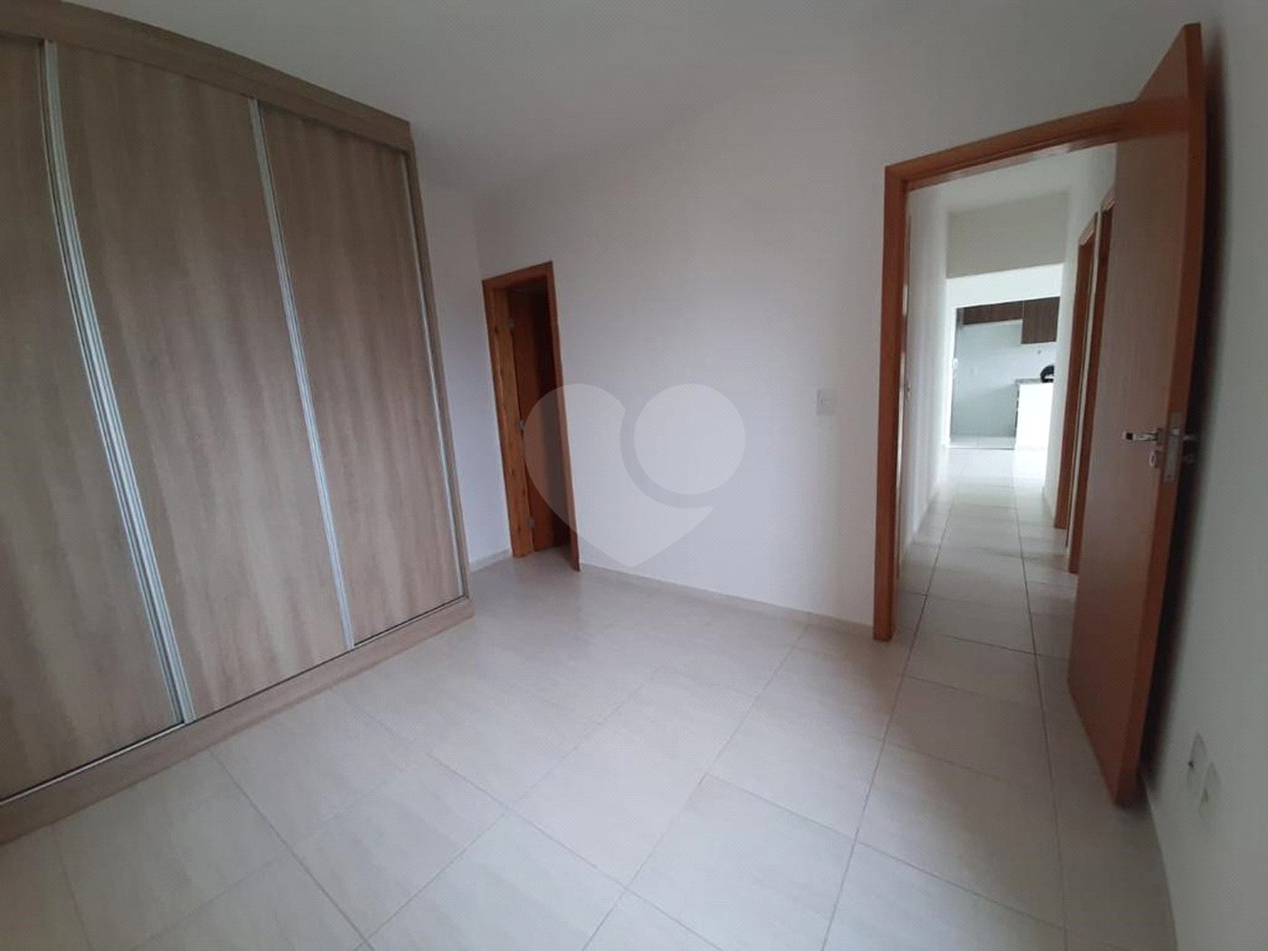 Apartamento para alugar com 3 quartos, sendo 1 suíte,  em Aqui Se Vive, Indaiatuba, SP