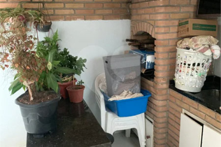 Casa à venda com 3 quartos, sendo 1 suíte,  em Vila Mazzei, São Paulo, SP