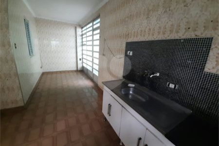 Sobrado à venda com 2 quartos em Vila Margarida, São Paulo, SP