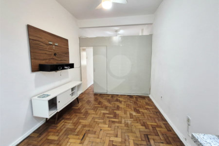 Kitnet à venda com 1 quarto em Leme, Rio de Janeiro, RJ