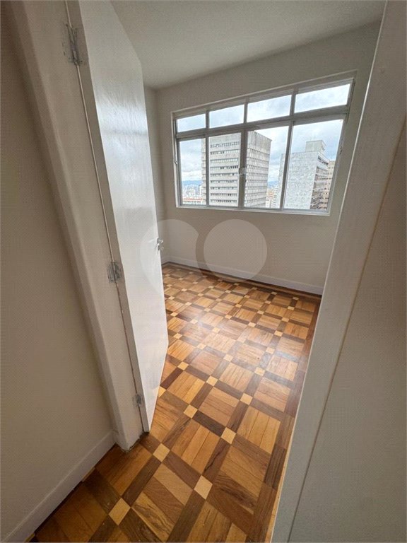 Apartamento à venda com 4 quartos, sendo 1 suíte, em Bela Vista, São Paulo, SP
