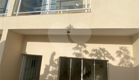 Casa para alugar com 2 suítes no condomínio Residencial Vila Amélia, Poá - SP