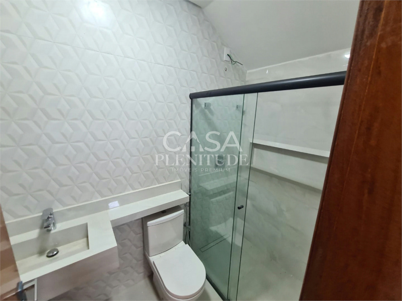 Casa em condomínio à venda com 5 quartos, sendo 3 suítes, em Wanel Ville, Sorocaba, SP