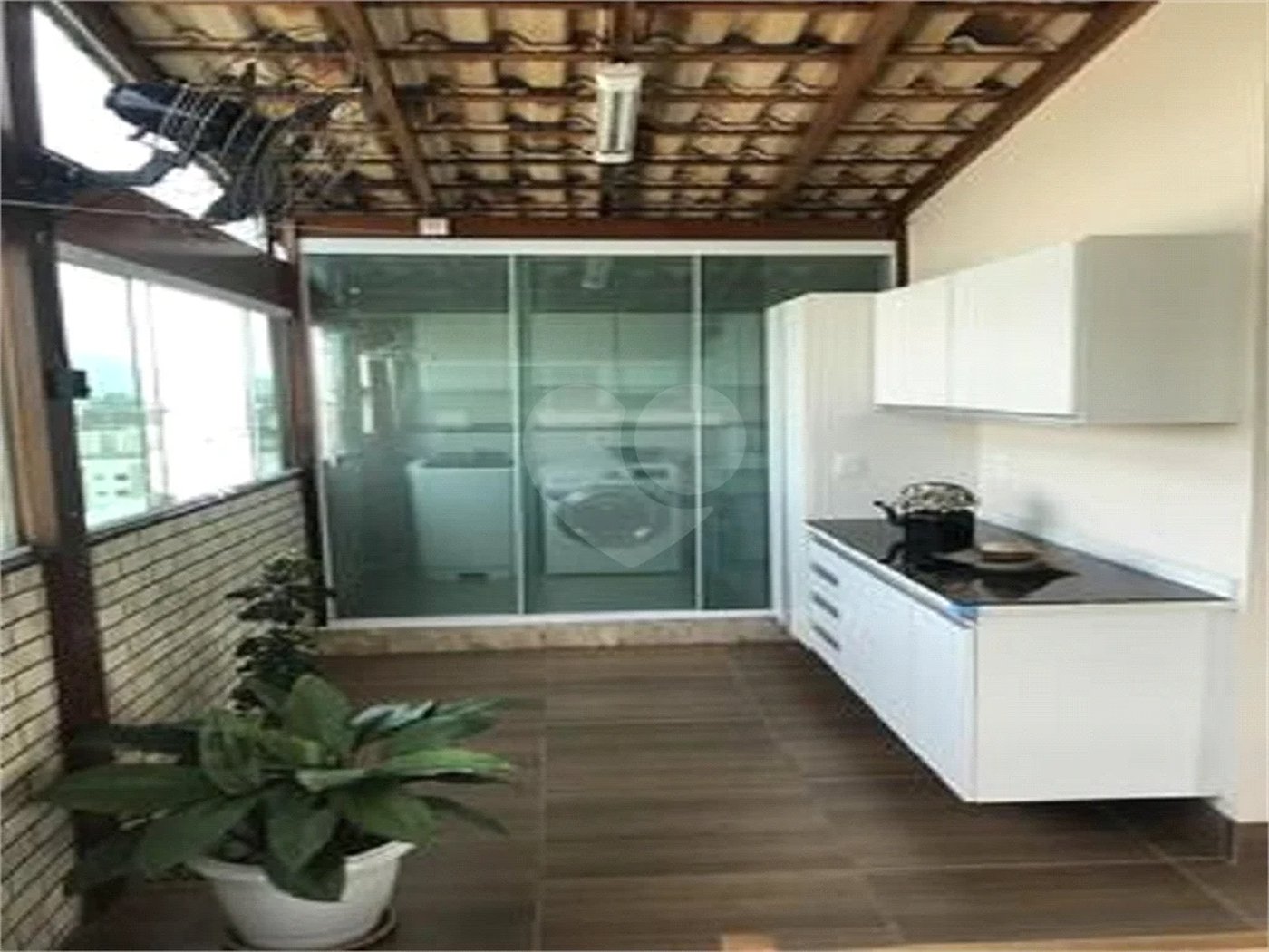 Apartamento com 2 dormitórios à venda, 94 m² por R$ 615.000 no Jaraguá - São Paulo