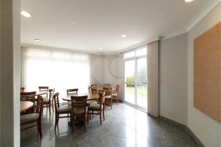 Apartamento à venda com 3 quartos, sendo 1 suíte, em Vila Mariana, São Paulo, SP