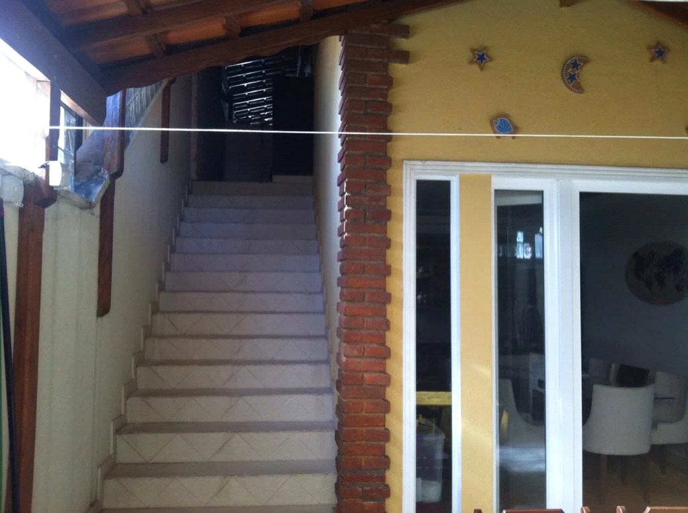 Casa à venda com 3 quartos, sendo 1 suíte, no condomínio Greenland, São Paulo - SP