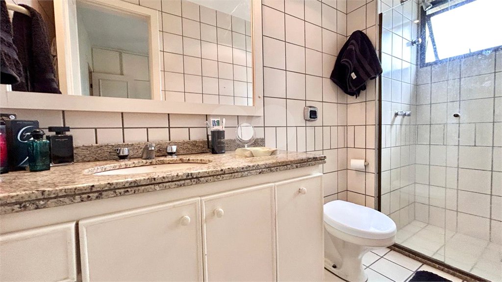 Apartamento à venda com 3 suítes em Vila Suzana, São Paulo, SP