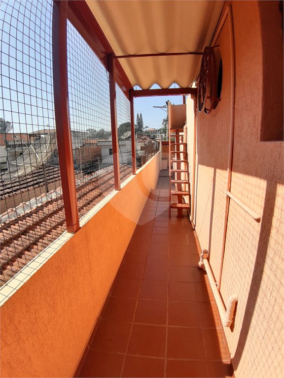Sobrado à venda com 3 quartos, sendo 1 suíte, em Tremembé, São Paulo, SP