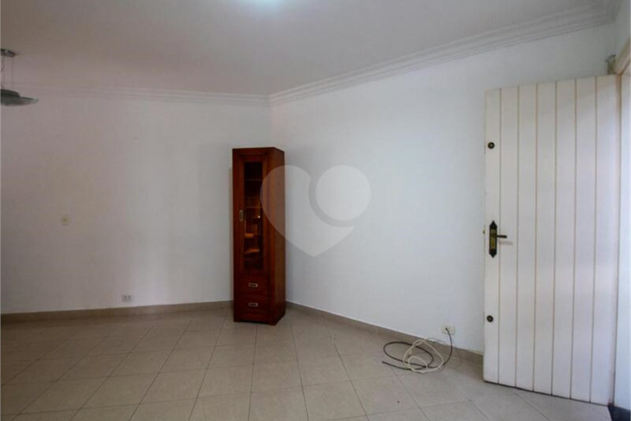 Casa à venda com 3 quartos, sendo 1 suíte, em Butantã, São Paulo, SP