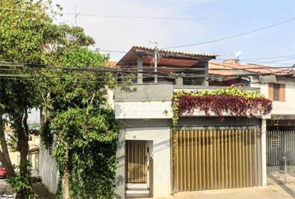 Sobrado à venda com 3 quartos, sendo 1 suíte, em Tremembé, São Paulo, SP