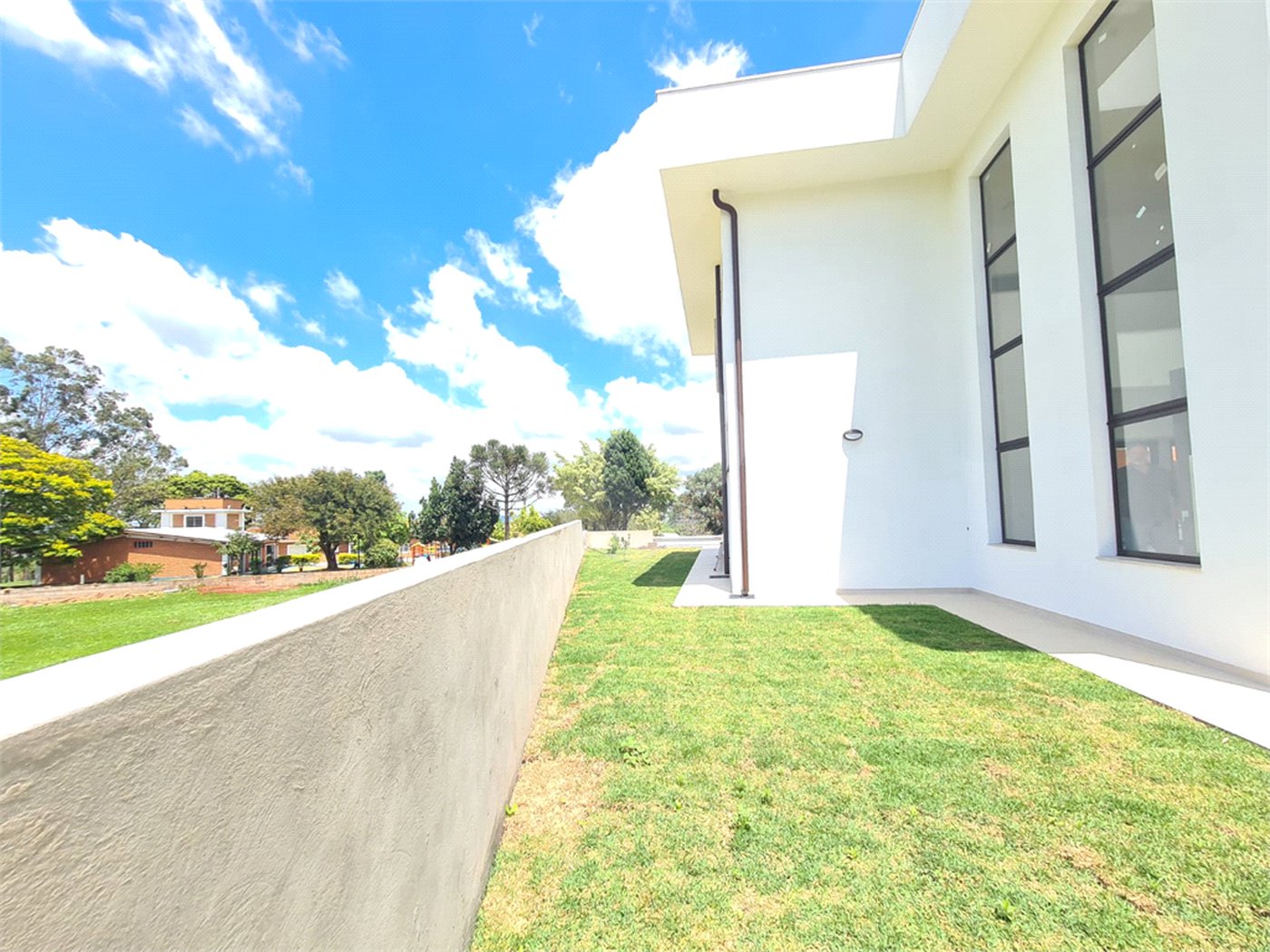 Casa à venda com 4 suítes no condomínio Alpes de Vinhedo, Vinhedo - SP