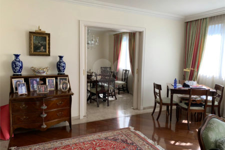 Apartamento à venda com 3 quartos, sendo 1 suíte, em Itaim Bibi, São Paulo, SP