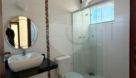 Casa à venda com 3 quartos, sendo 1 suíte,  no condomínio Bela Vita, Atibaia - SP