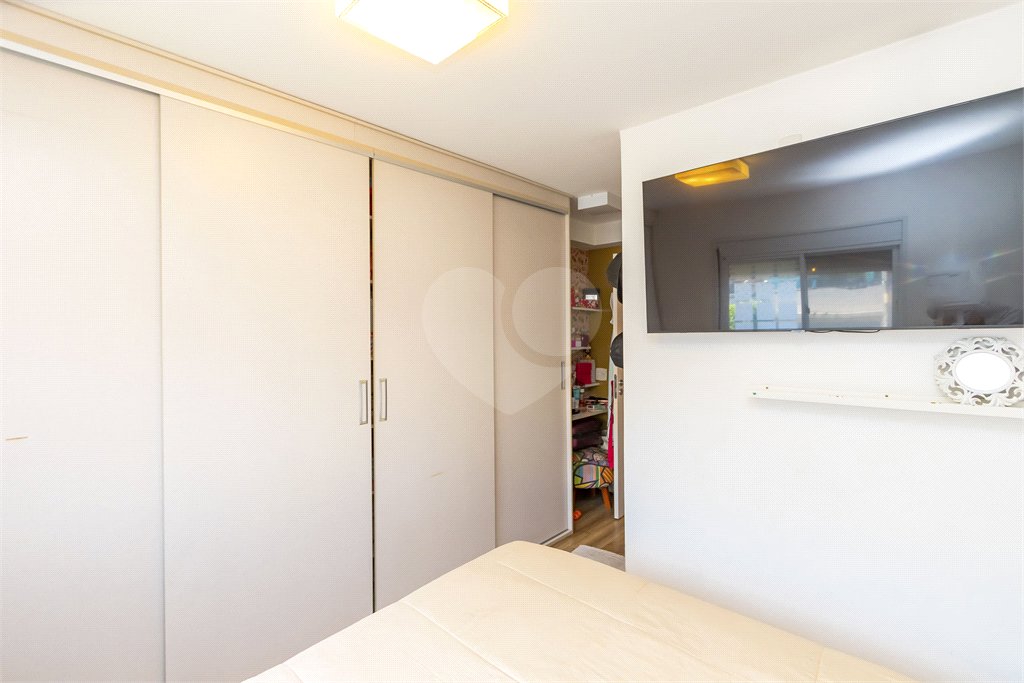 Apartamento à venda com 2 quartos, sendo 1 suíte,  em Bosque da Saúde, São Paulo, SP