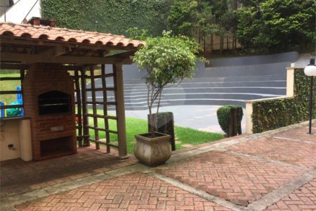 Apartamento à venda com 3 suítes em Vila Suzana, São Paulo, SP