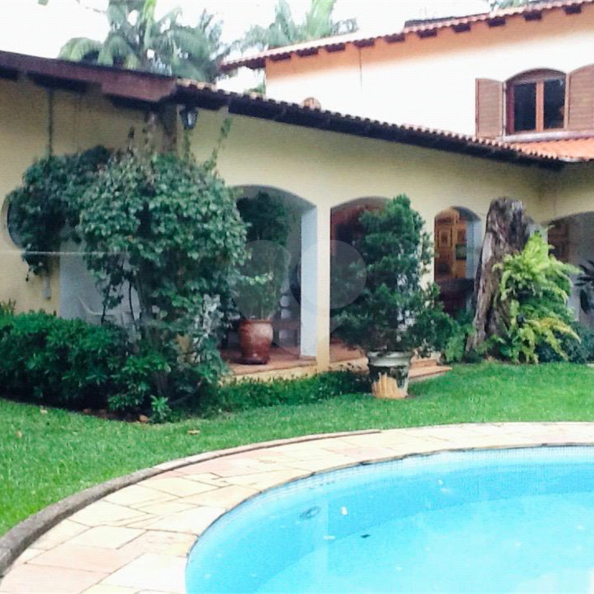 Sobrado à venda com 5 quartos, sendo 2 suítes, em Interlagos, São Paulo, SP