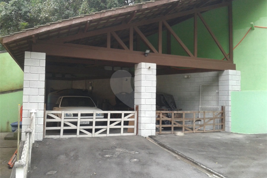 Casa à venda com 4 suítes no condomínio Sausalito, Mairiporã - SP