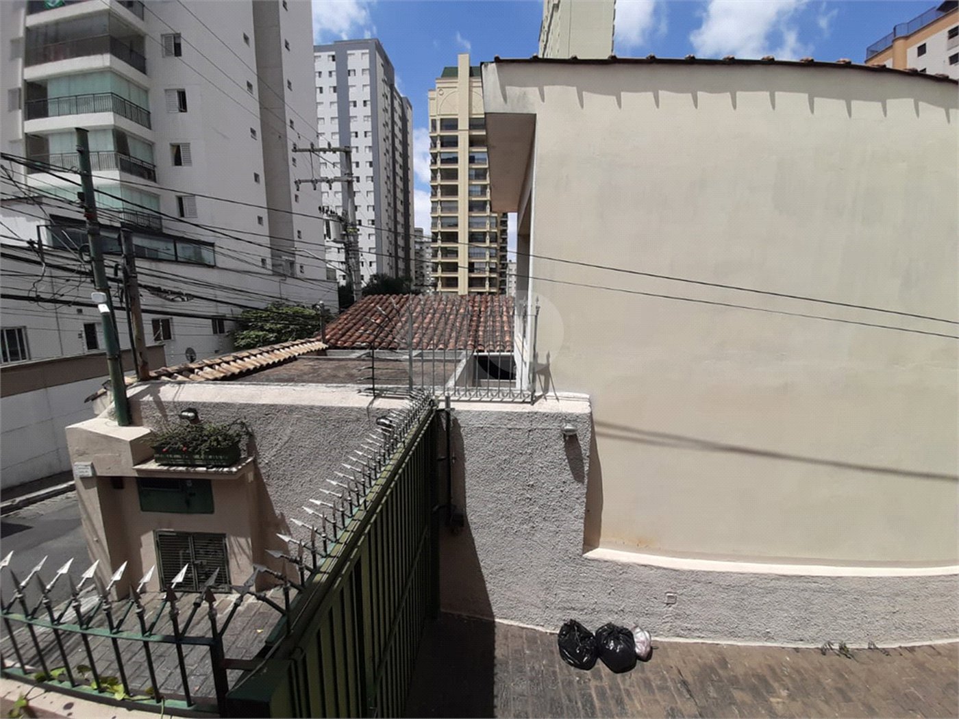 Sobrado à venda com 5 quartos, sendo 1 suíte, em Santana, São Paulo, SP