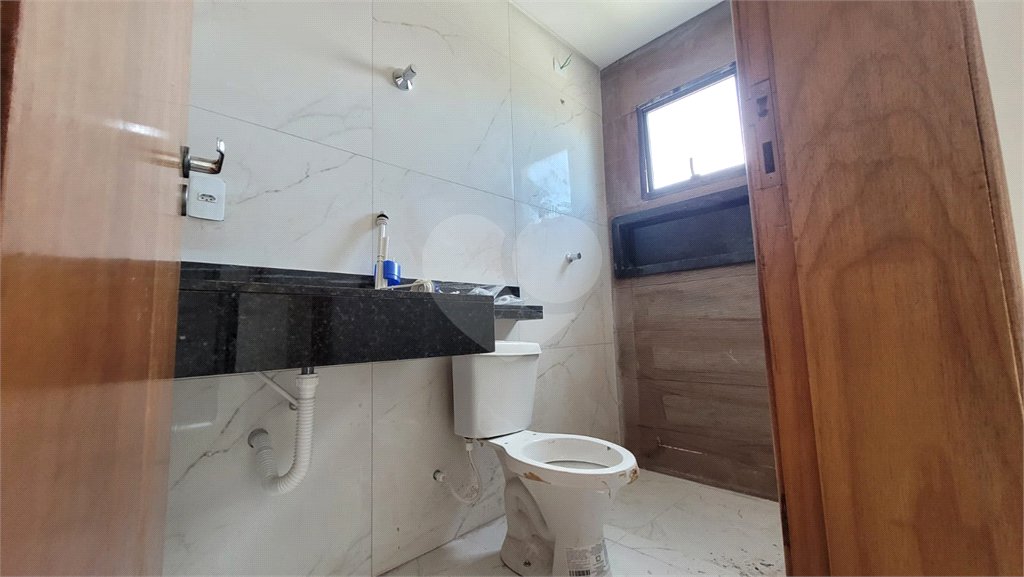 Casa à venda com 2 suítes no condomínio Residencial Paranaguá, São Paulo - SP