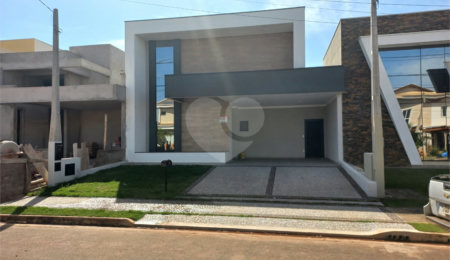 Casa à venda com 3 suítes no condomínio Reserva Real, Paulínia - SP