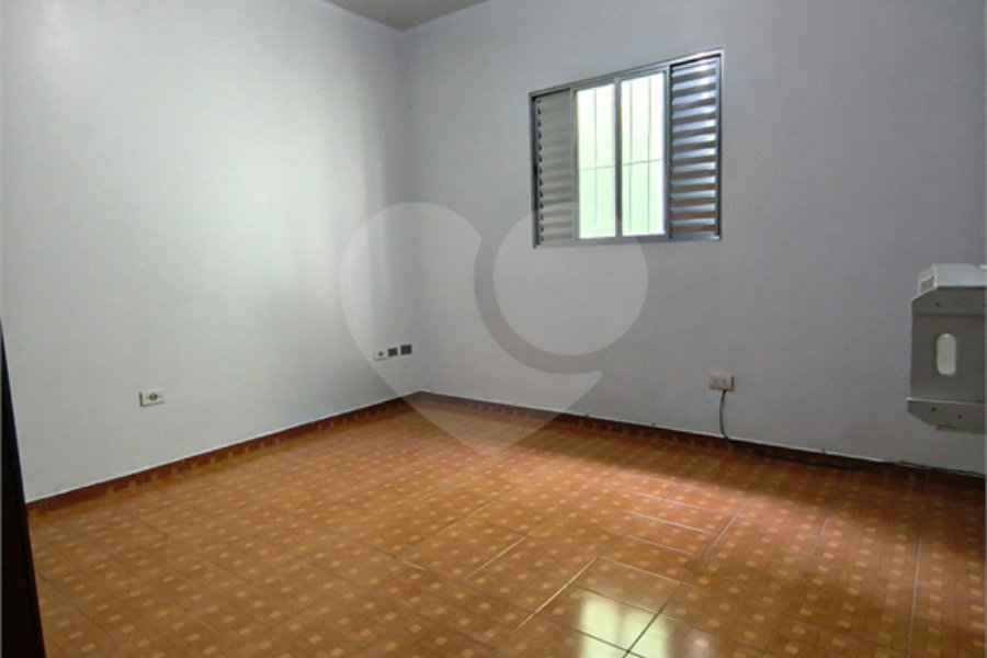 Sobrado à venda com 3 quartos, sendo 1 suíte, em Vila Albertina, São Paulo, SP