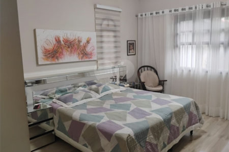 Casa à venda com 3 quartos, sendo 1 suíte,  em Vila Suissa, Mogi das Cruzes, SP