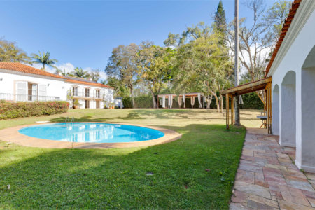 Casa à venda com 4 suítes em Chácara Flora, São Paulo, SP