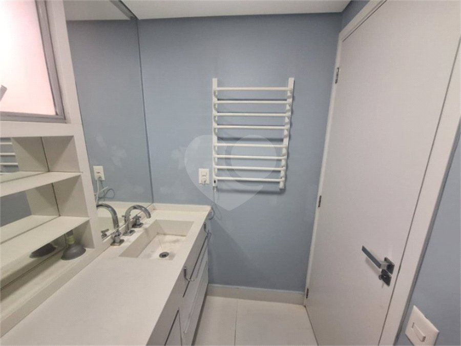 Apartamento à venda com 2 quartos em Vila Uberabinha, São Paulo, SP