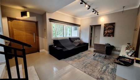 Casa à venda com 3 suítes no condomínio Villaggio Capriccio, Louveira - SP