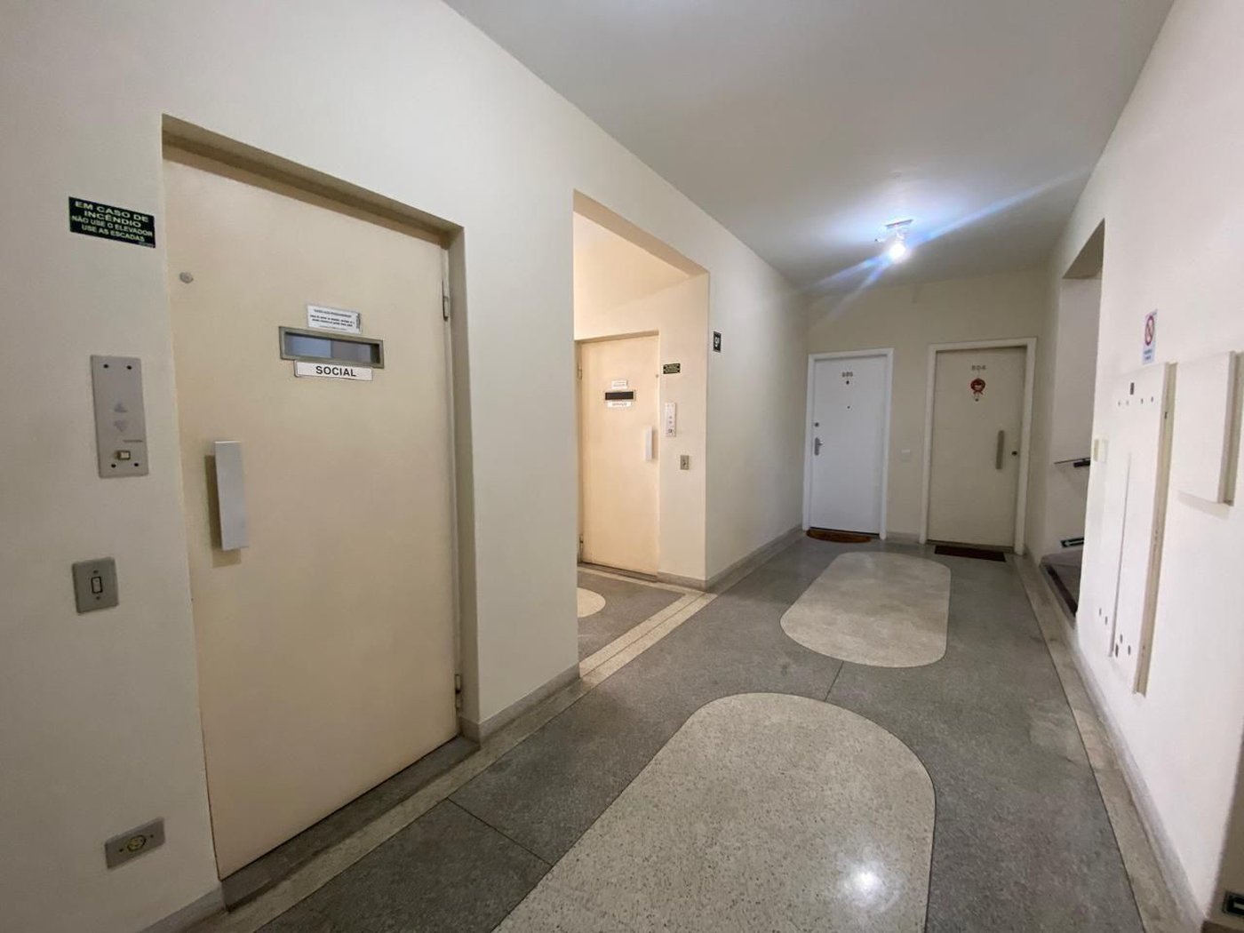 Apartamento com 2 dormitórios à venda, 100 m² por R$ 699.000,00 - Boqueirão - Santos/SP