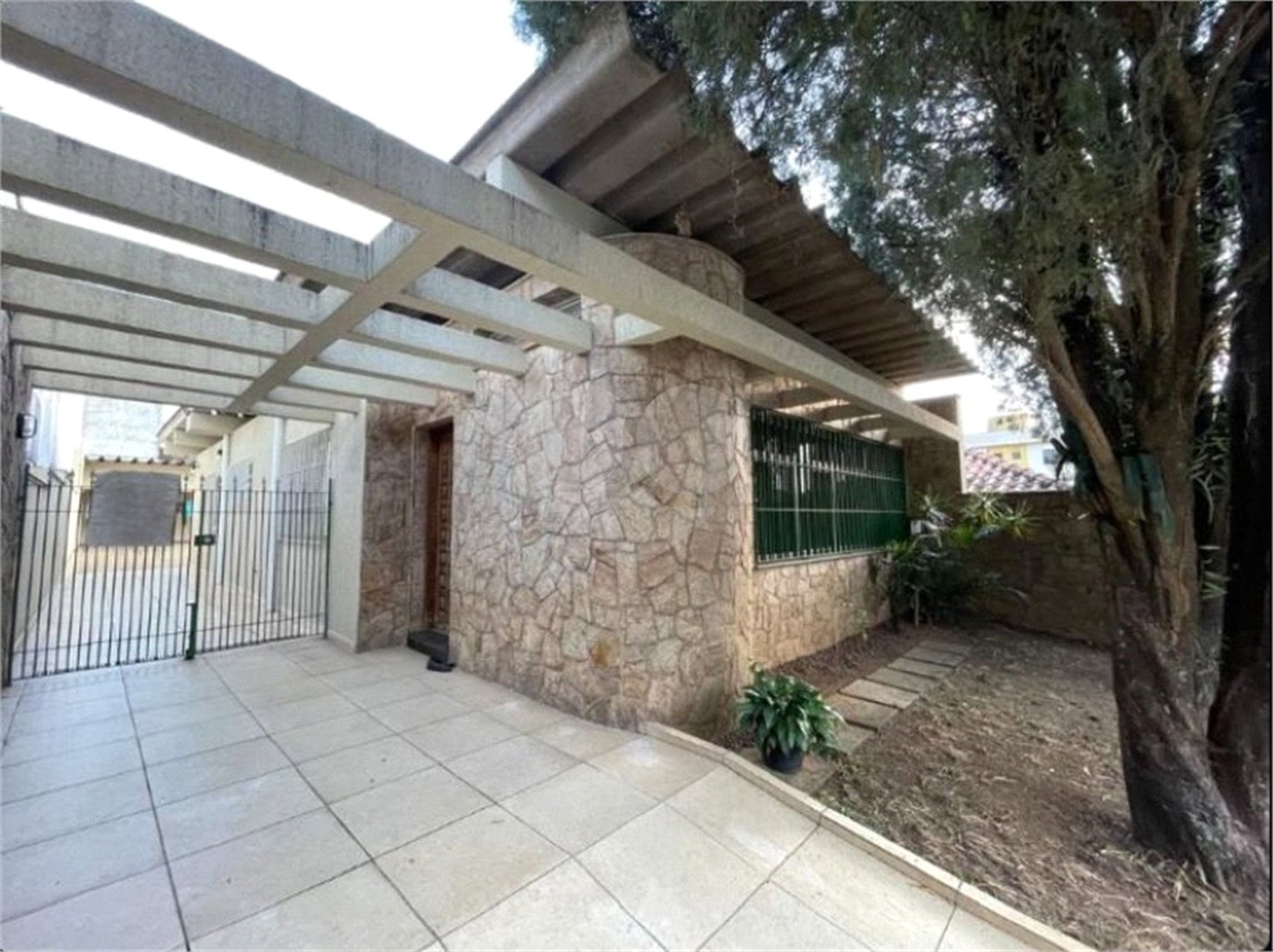 Casa à venda com 2 quartos em Itaim Paulista, São Paulo, SP