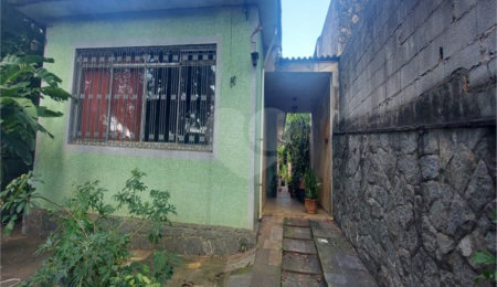 Casa Térrea à venda com 3 quartos, sendo 1 suíte,  em Jardim Floresta, São Paulo, SP