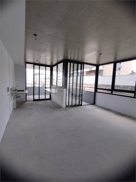 Apartamento à venda com 3 quartos, sendo 1 suíte, em Perdizes, São Paulo, SP