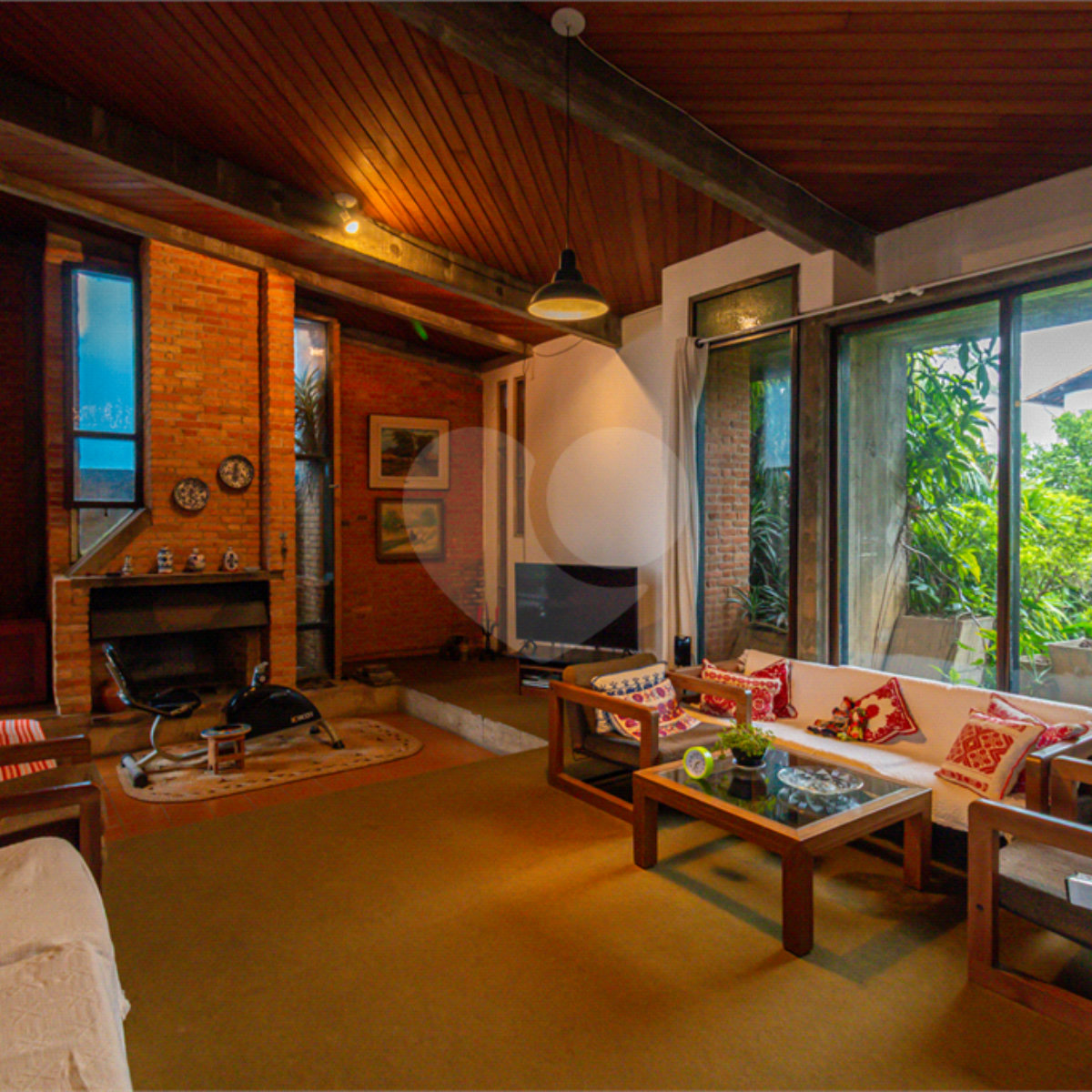 Casa à venda com 4 quartos, sendo 2 suítes, em Jardim Prudência, São Paulo, SP