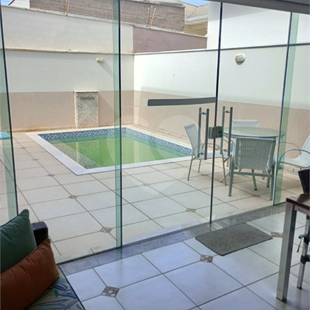 Casa à venda com 3 quartos, sendo 2 suítes, no condomínio Granja Olga II, Sorocaba - SP