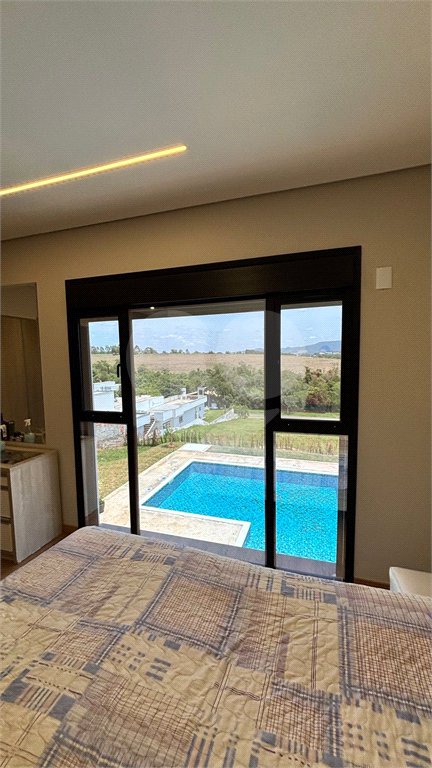 Casa à venda com 4 suítes no condomínio Village Ipanema 1, Araçoiaba da Serra - SP