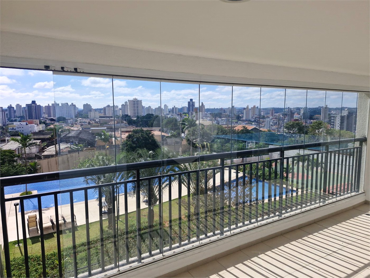 Apartamento à venda com 3 suítes em Anhangabaú, Jundiaí, SP