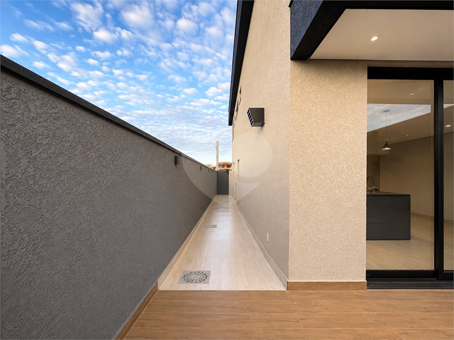 Casa à venda com 4 suítes no condomínio Terras Alpha Nova Esplanada, Votorantim - SP