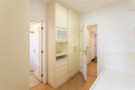 Apartamento à venda com 3 suítes em Perdizes, São Paulo, SP