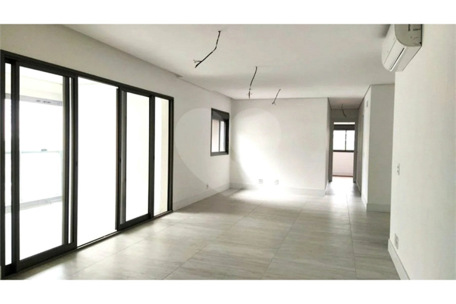 Apartamento à venda com 3 quartos, sendo 1 suíte, em Paraíso, São Paulo, SP