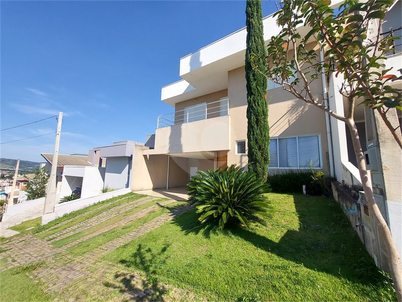 Casa à venda com 3 suítes no condomínio Villaggio Di Napoli Valinhos, Valinhos - SP
