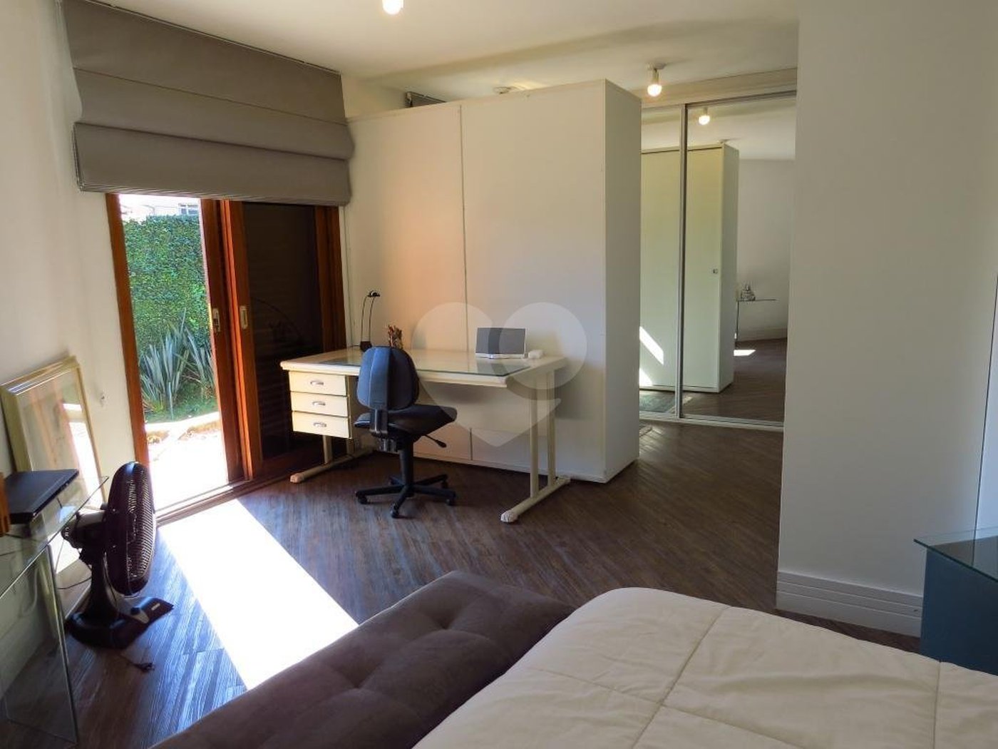 Casa de Vila à venda com 5 quartos, sendo 3 suítes, em Morumbi, São Paulo, SP