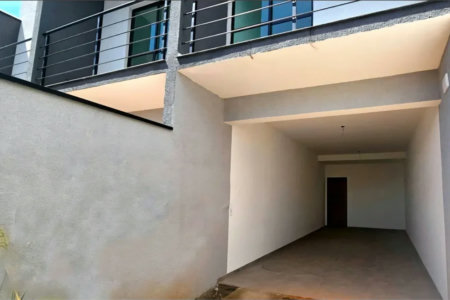 Casa à venda com 3 quartos, sendo 1 suíte, em Cidade Dos Bandeirantes, São Paulo - SP