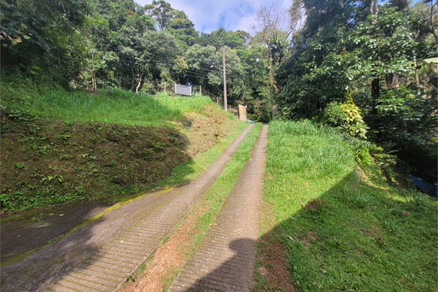Casa Térrea à venda com 2 quartos, sendo 1 suíte, em Serra da Cantareira, Mairiporã, SP