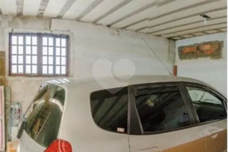 Sobrado à venda com 6 quartos em Munhoz Júnior, Osasco, SP